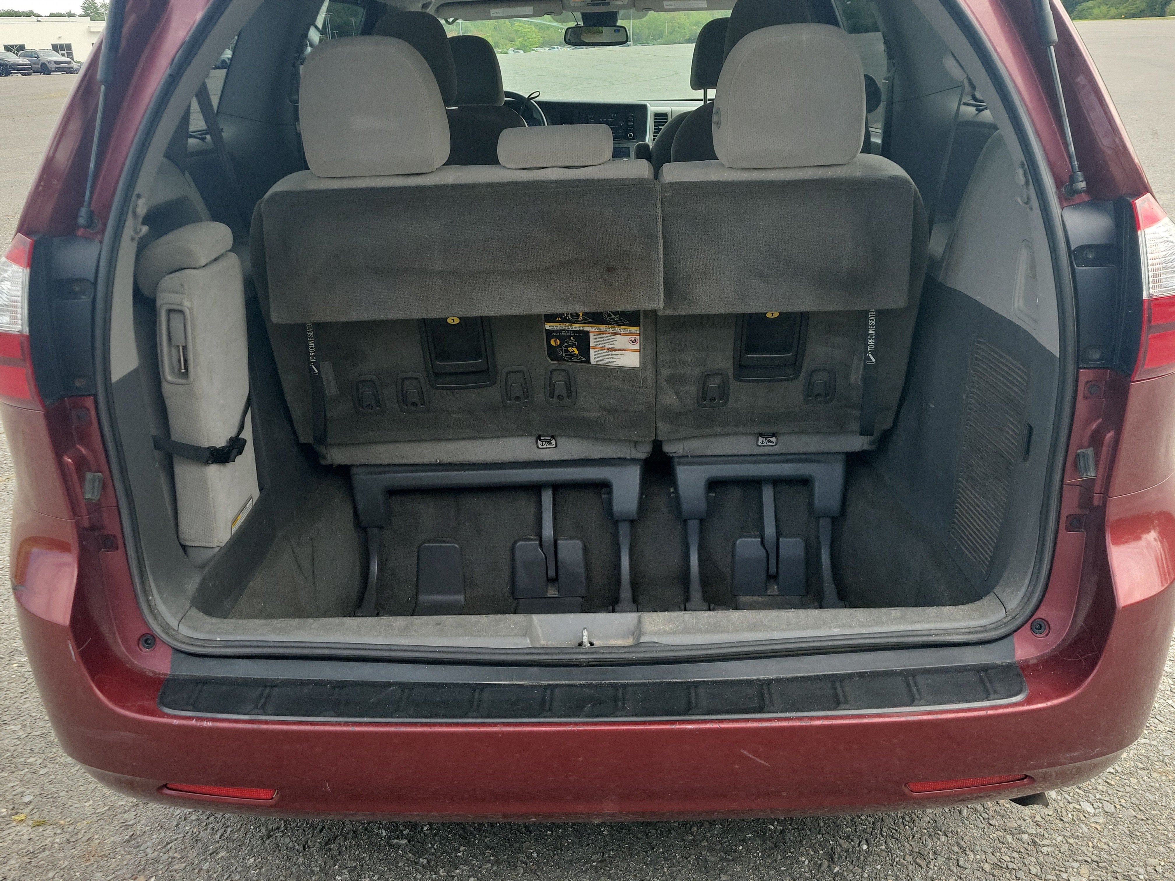 2019 Toyota Sienna LE Auto Access Seat