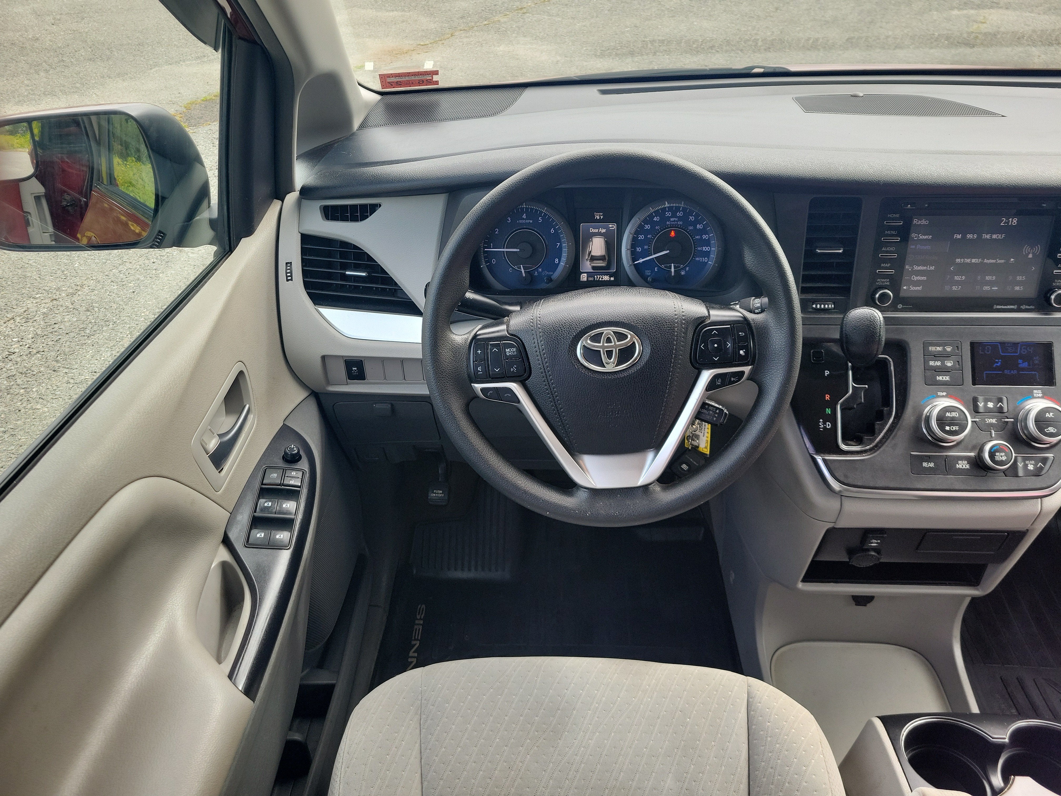 2019 Toyota Sienna LE Auto Access Seat