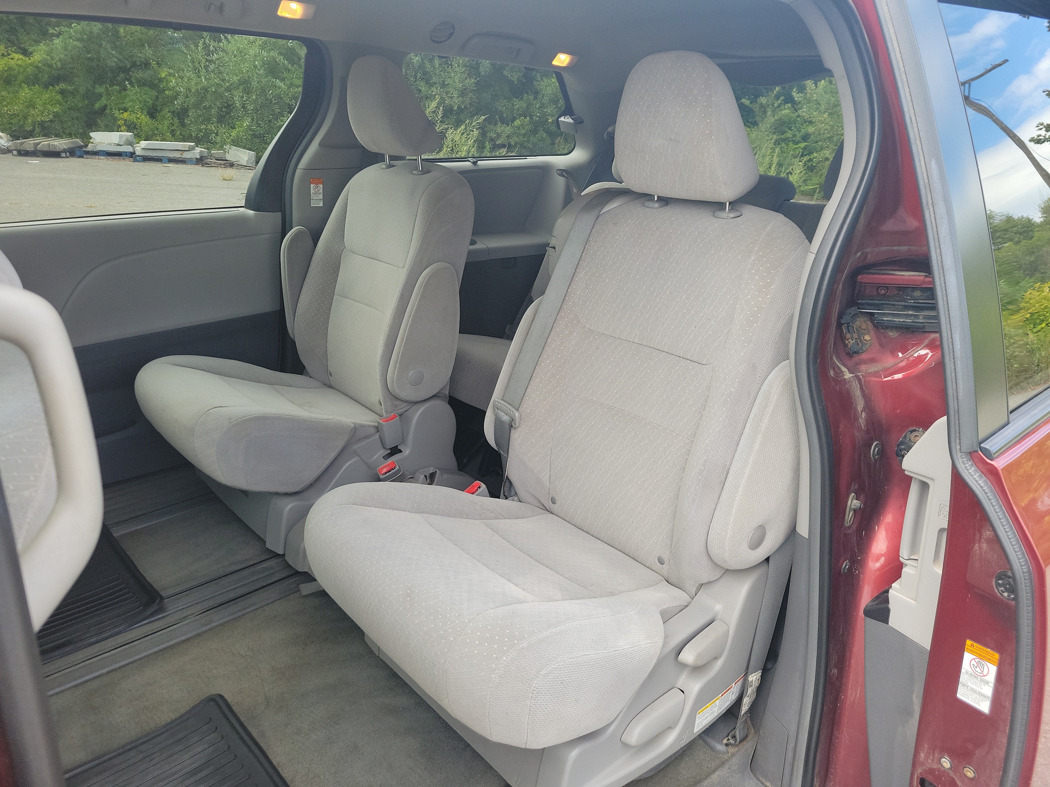 2019 Toyota Sienna LE Auto Access Seat