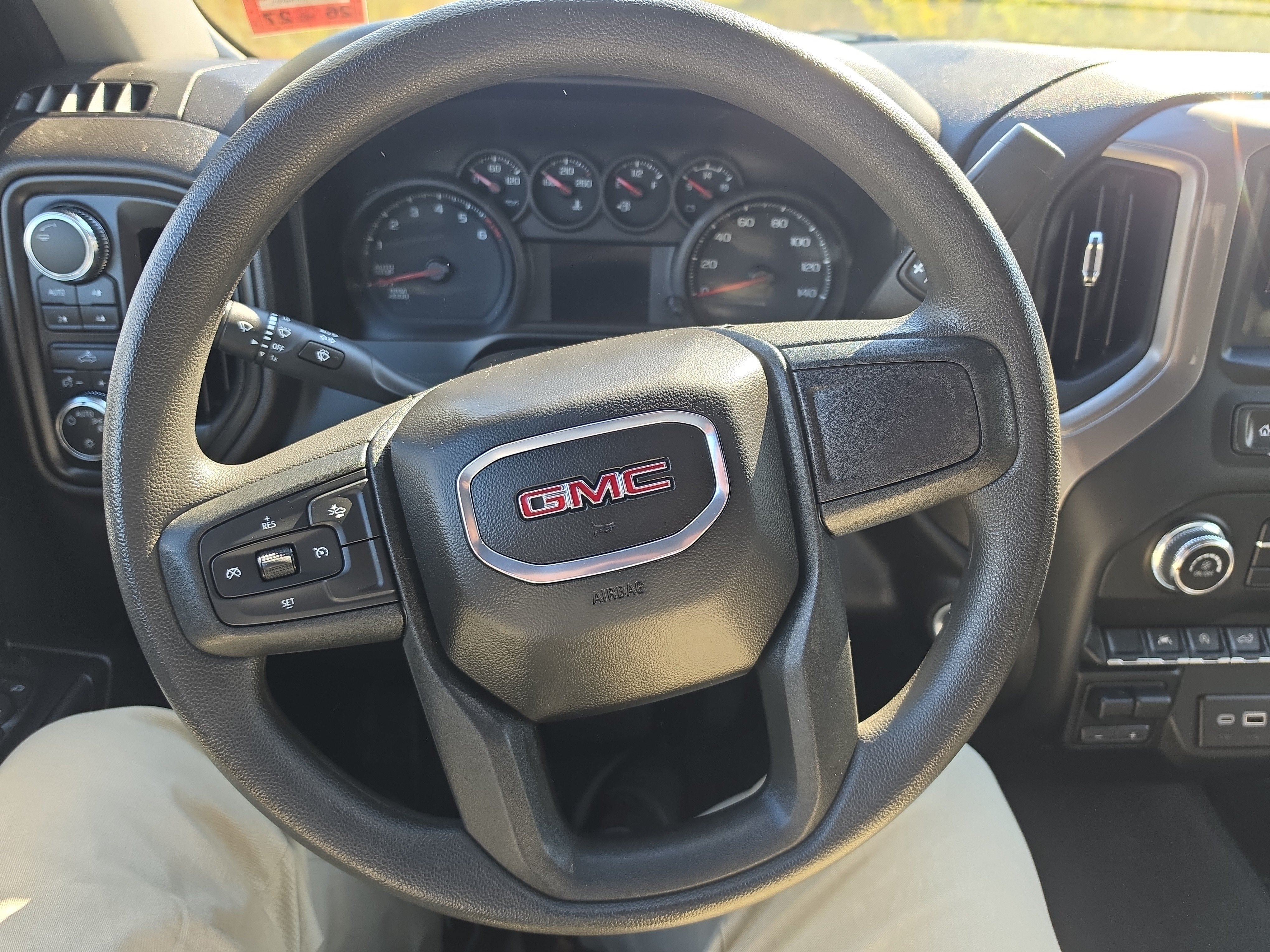 2024 GMC Sierra 1500 Pro