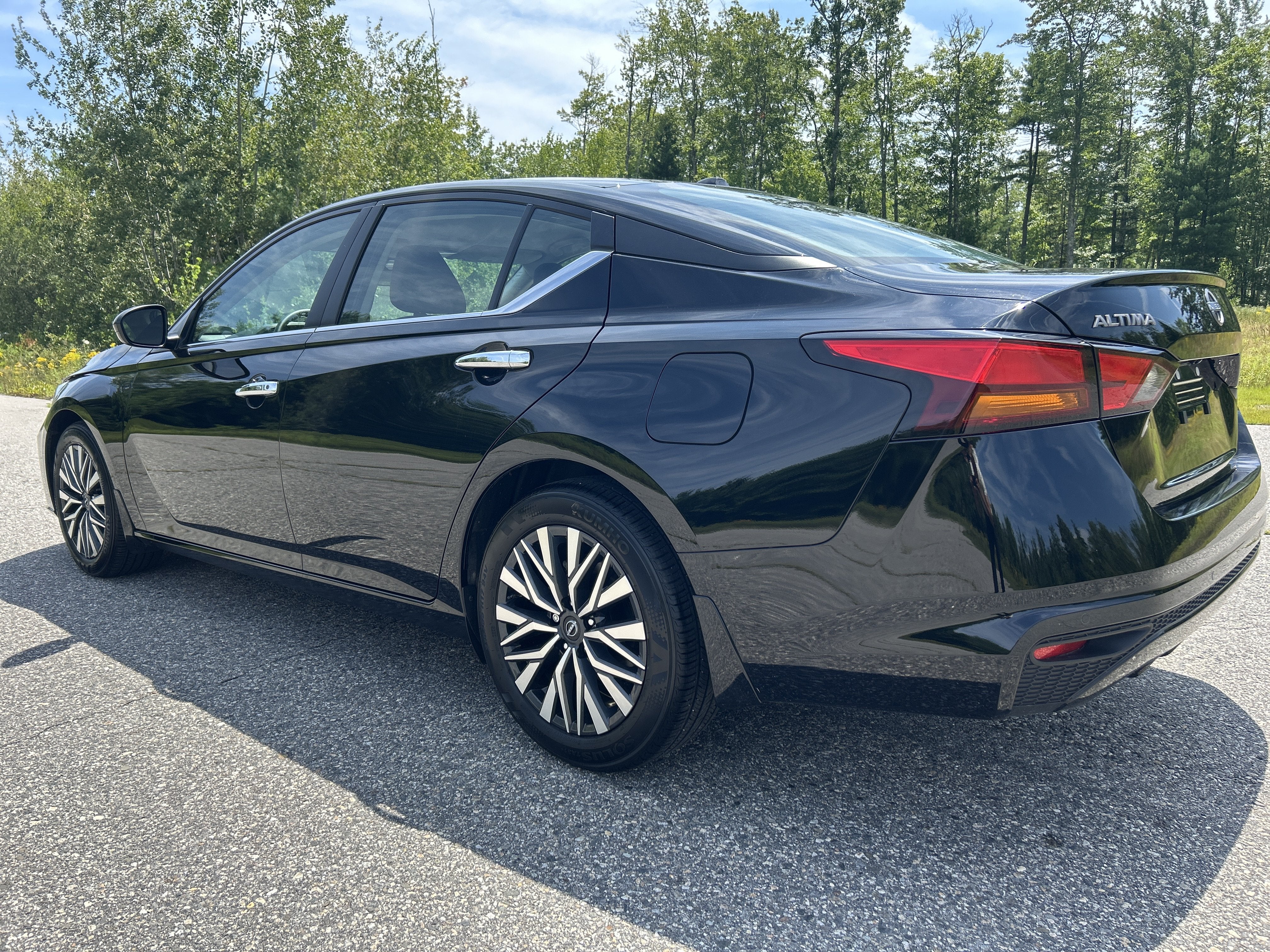 2025 Nissan Altima SV