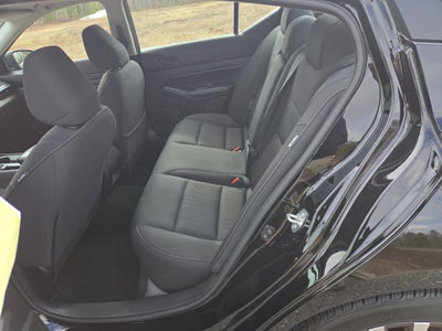 2024 Nissan Altima SV