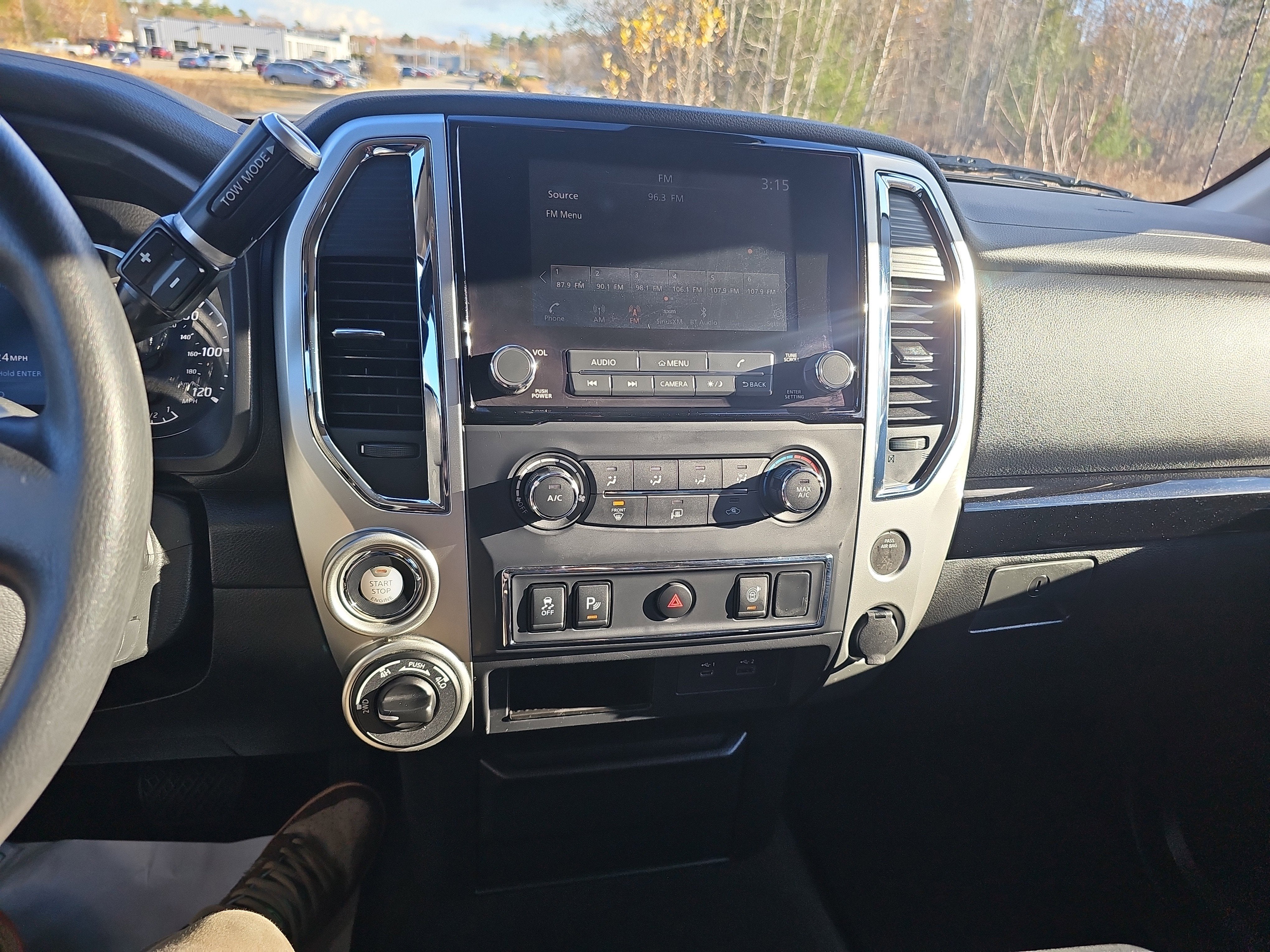 2021 Nissan TITAN Crew Cab SV