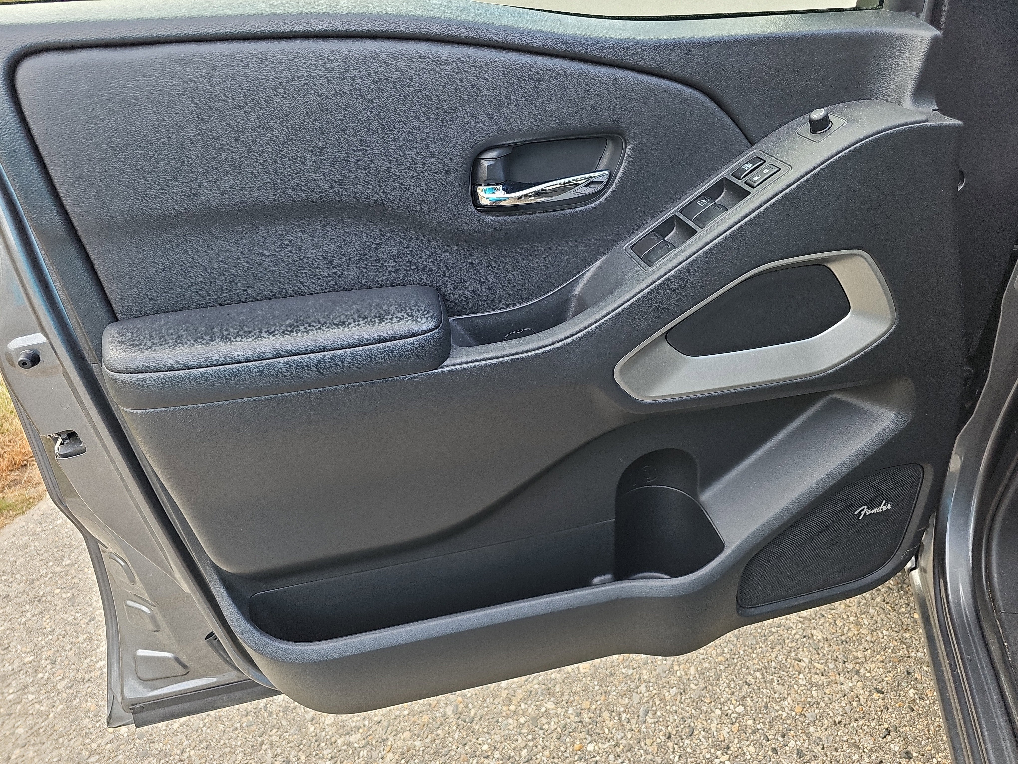 2025 Nissan Frontier Crew Cab SL