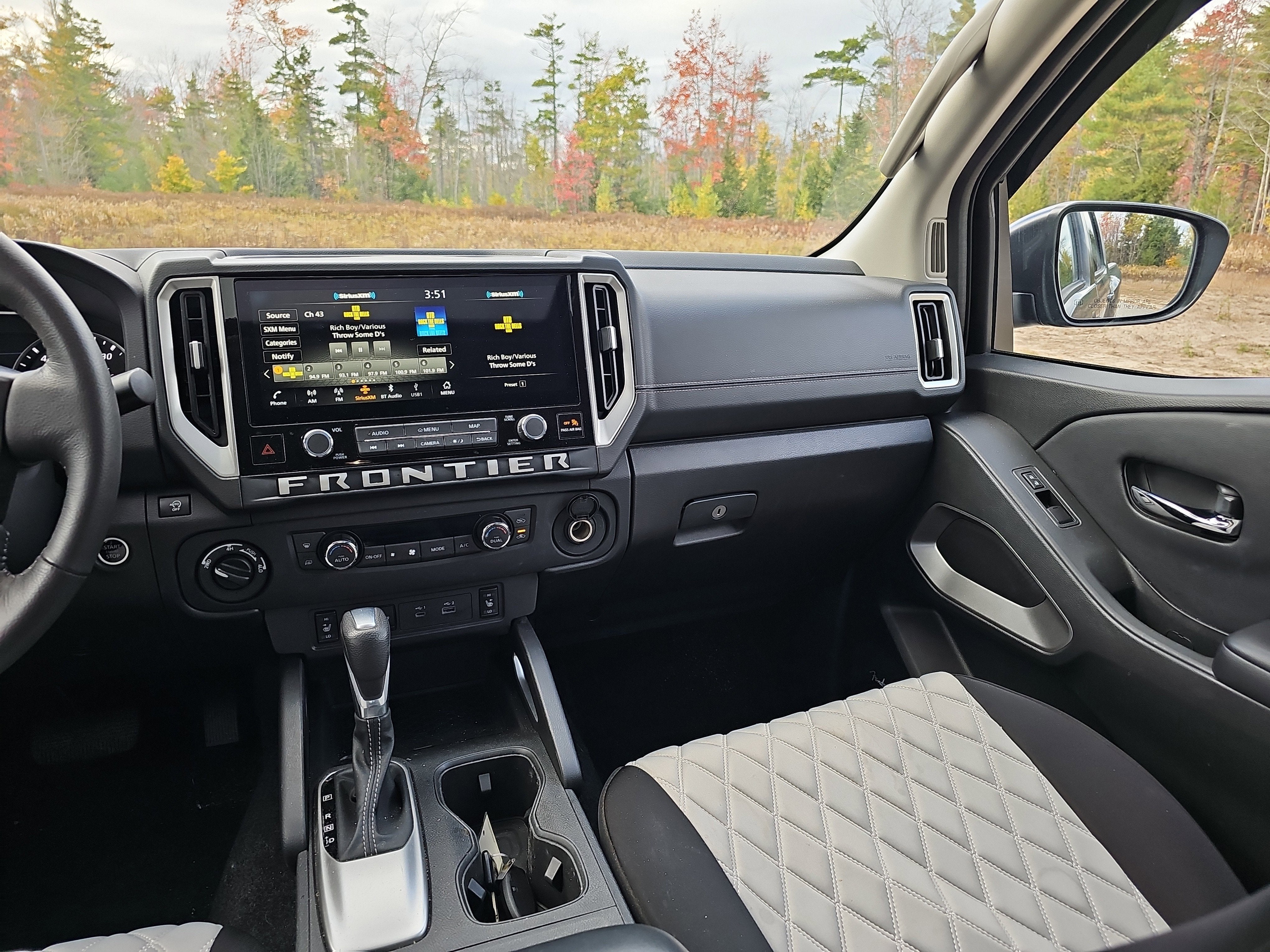 2025 Nissan Frontier Crew Cab SL