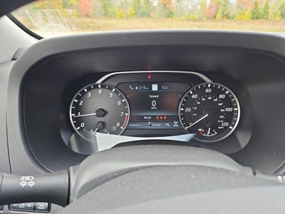 2025 Nissan Frontier Crew Cab SL