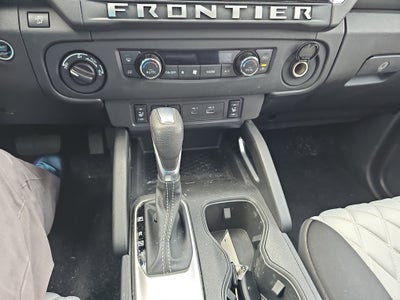 2025 Nissan Frontier Crew Cab SL