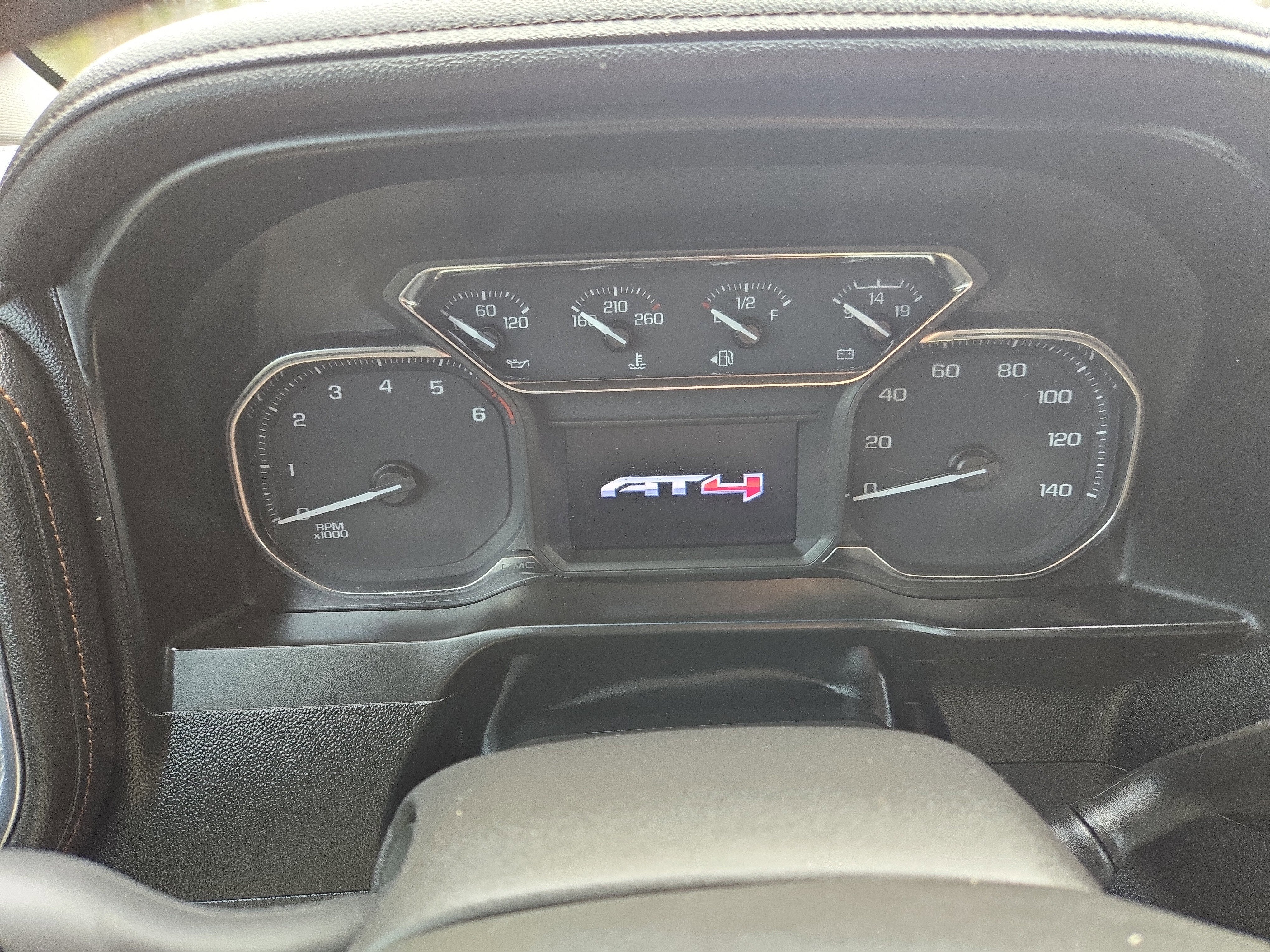 2021 GMC Sierra 1500 AT4