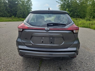 2024 Nissan Kicks S