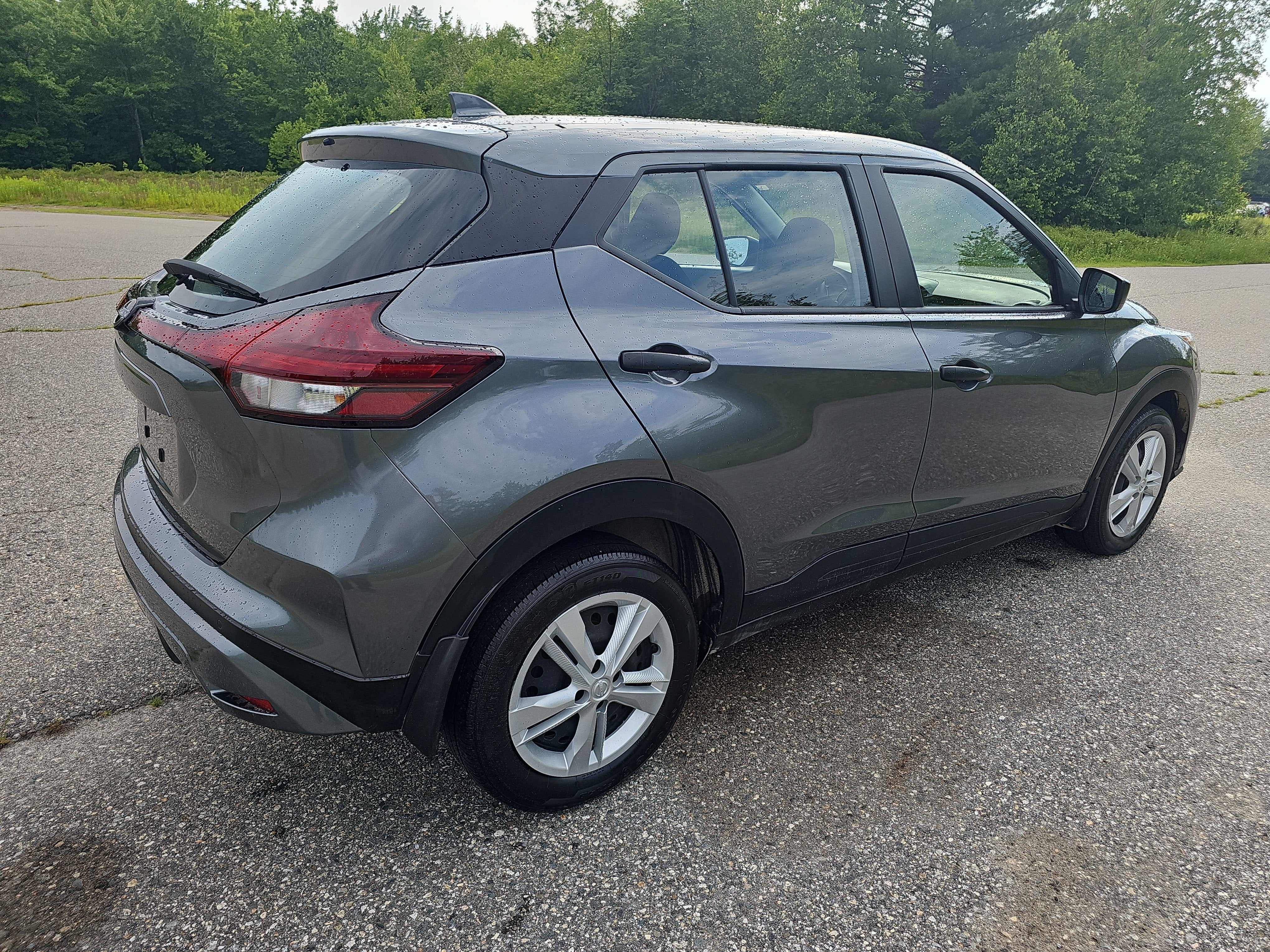 2024 Nissan Kicks S