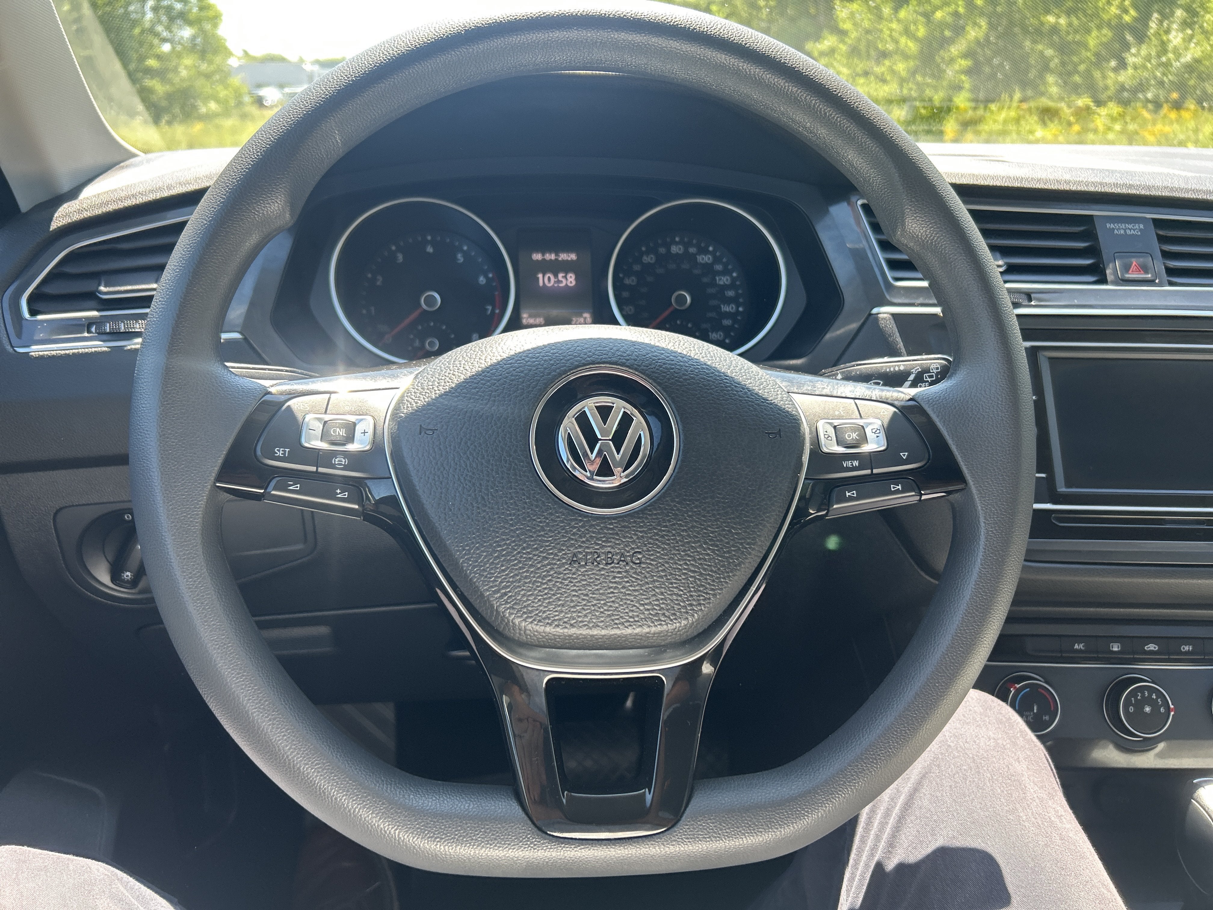 2019 Volkswagen Tiguan S