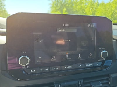 2024 Nissan Pathfinder S