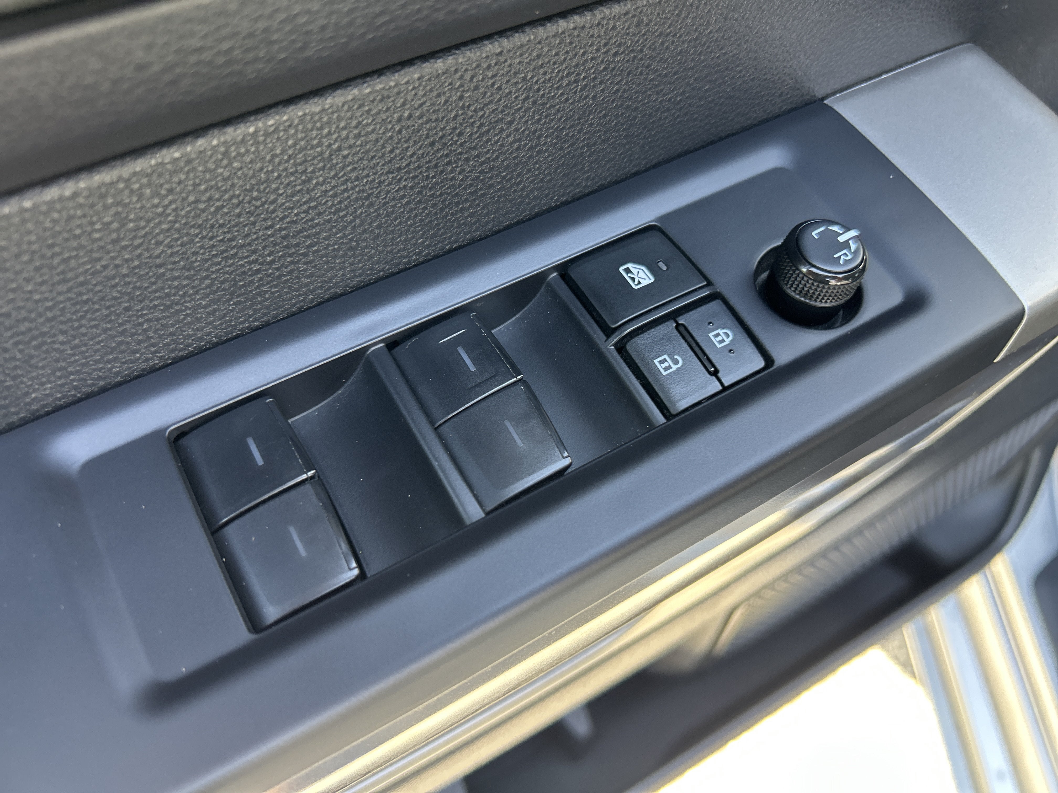 2023 Toyota Tundra 4WD SR5