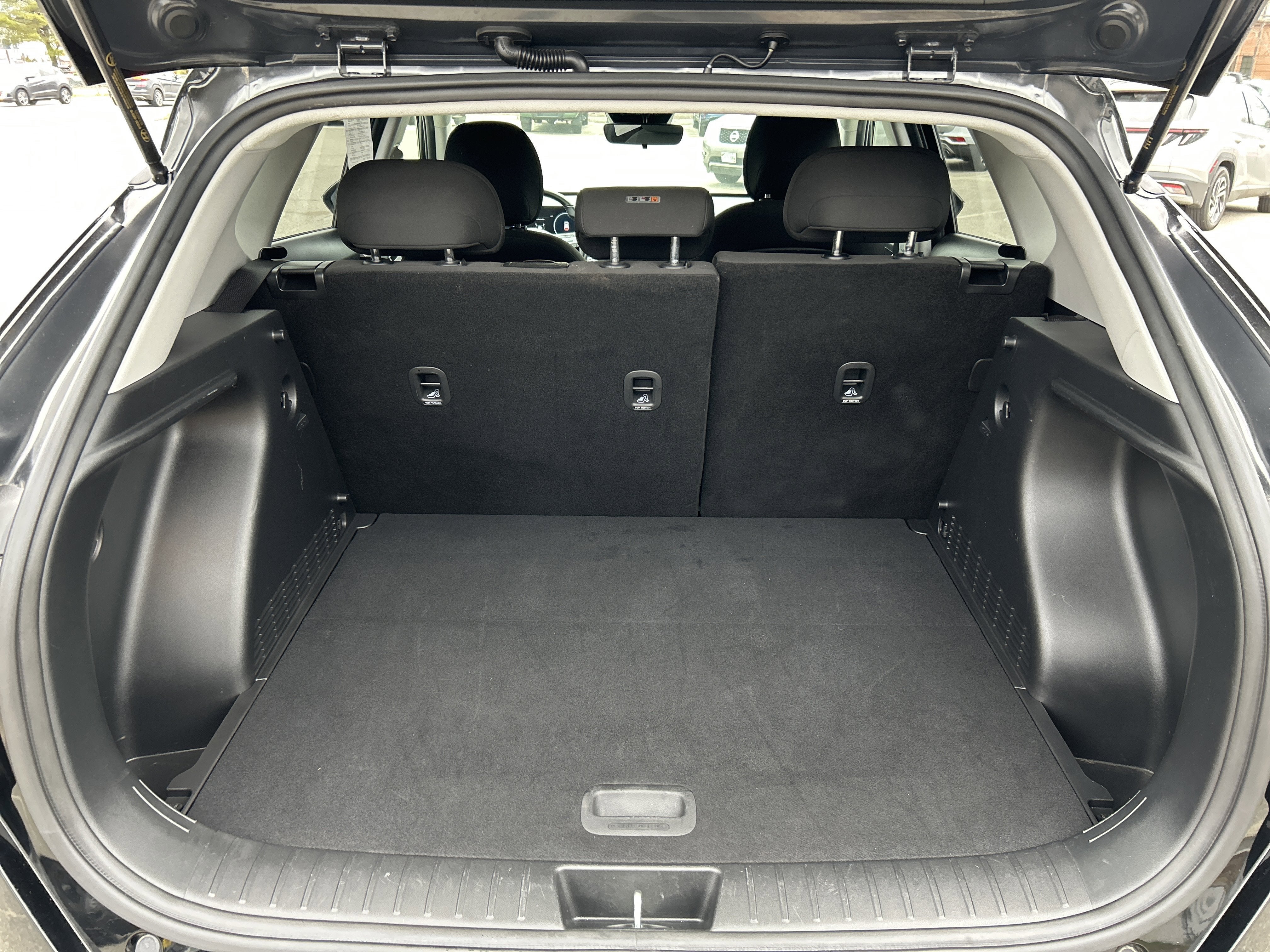 2024 Hyundai Kona Electric SEL