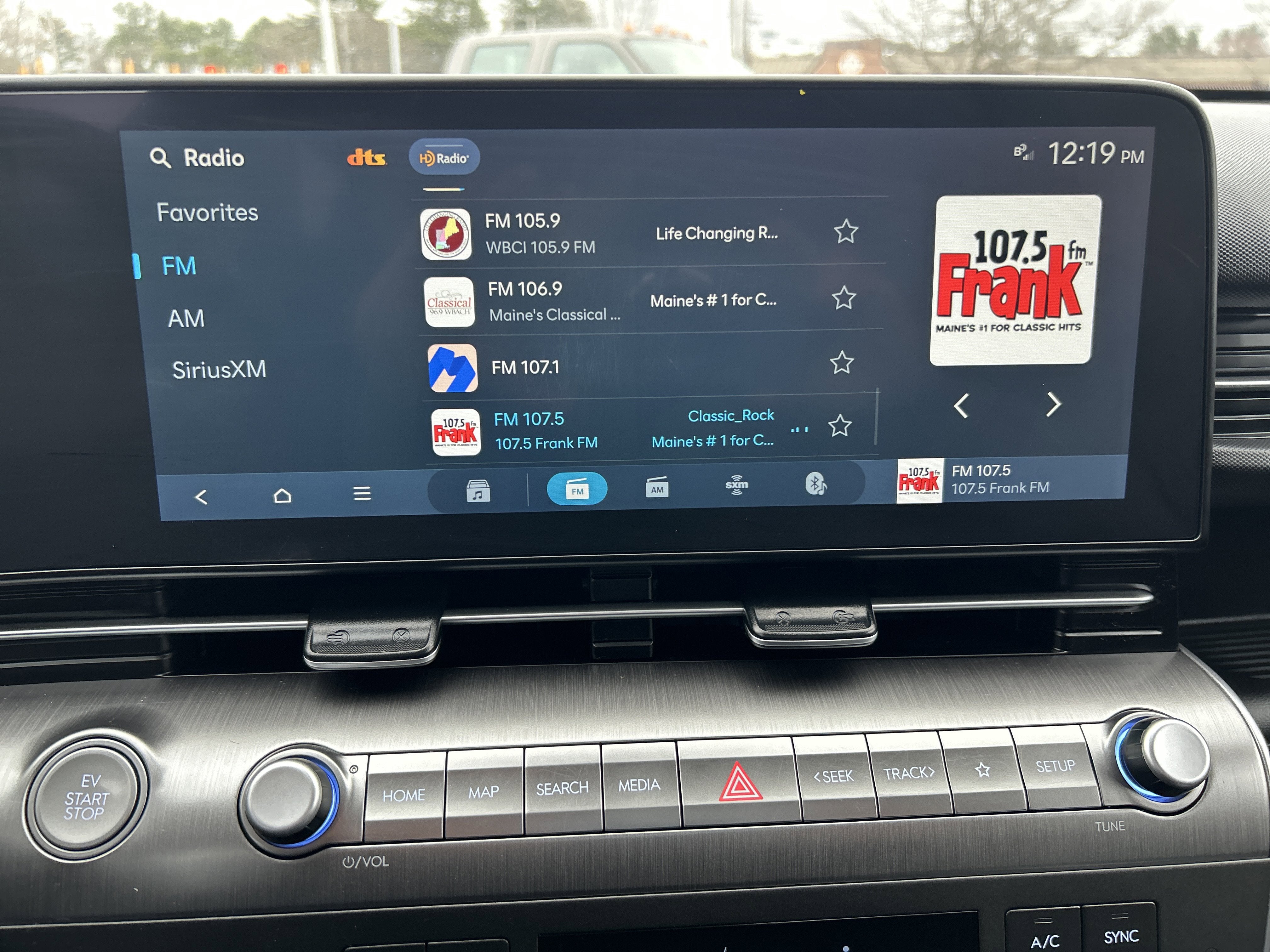 2024 Hyundai Kona Electric SEL