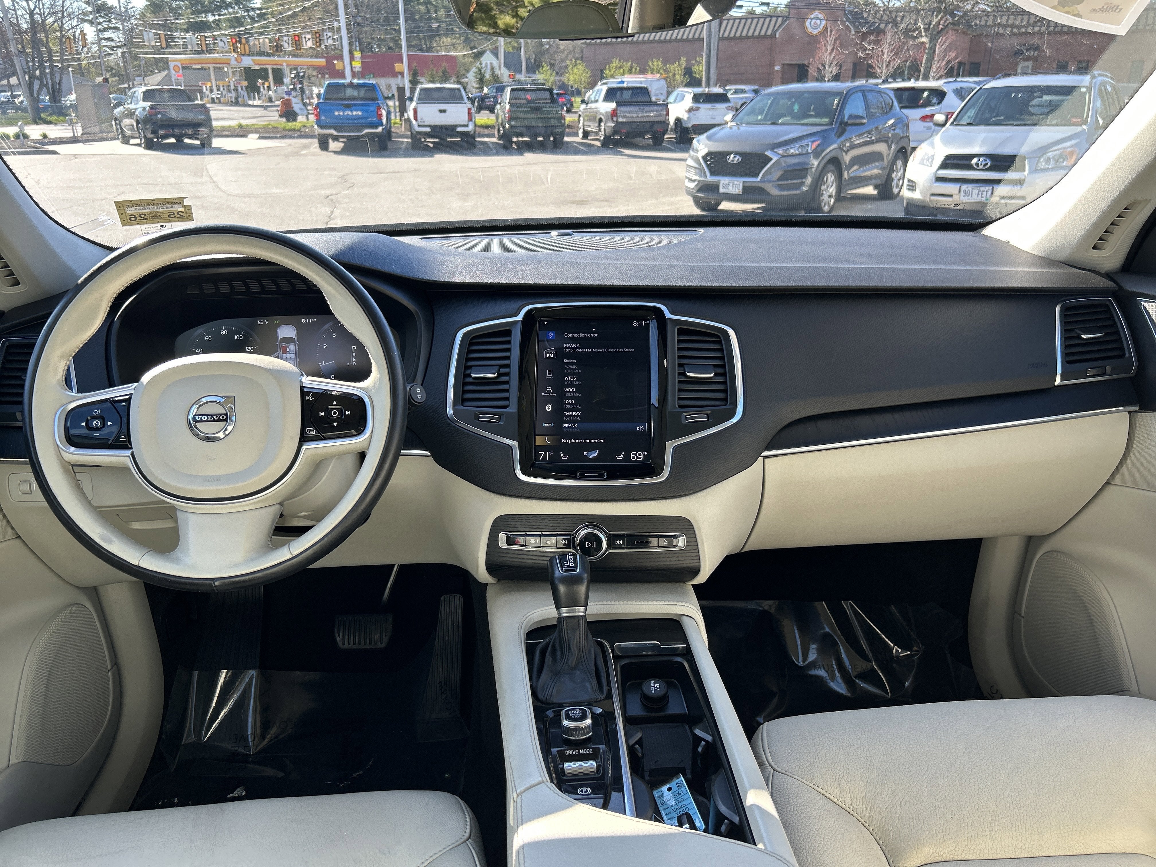 2020 Volvo XC90 Momentum